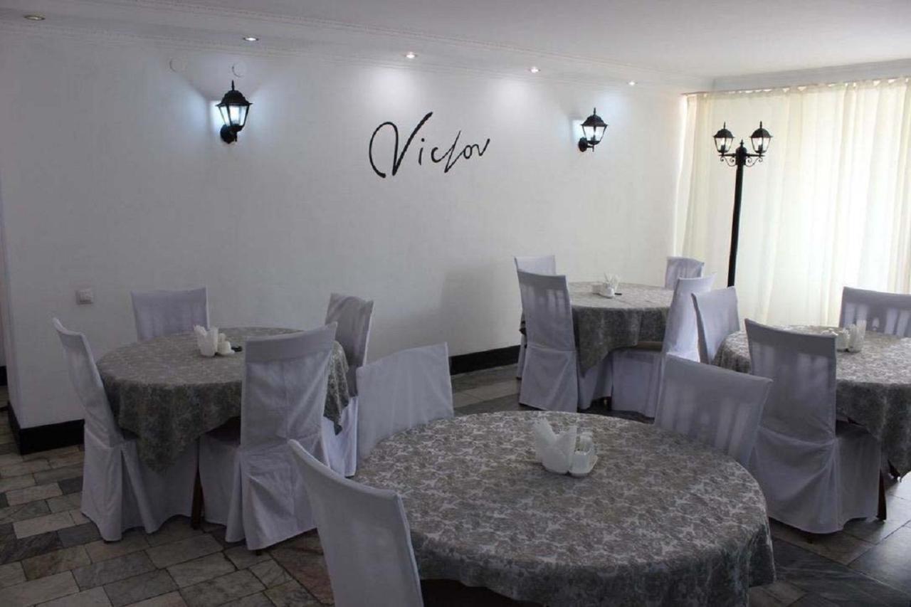 Victoria Hotel Aktau  Bagian luar foto