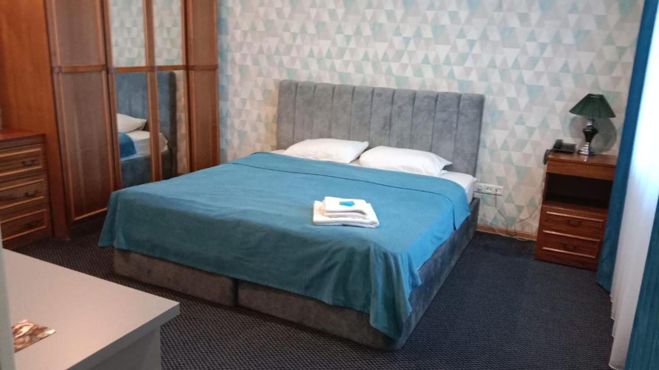 Victoria Hotel Aktau  Bagian luar foto