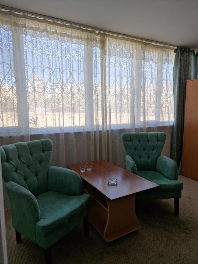 Victoria Hotel Aktau  Bagian luar foto