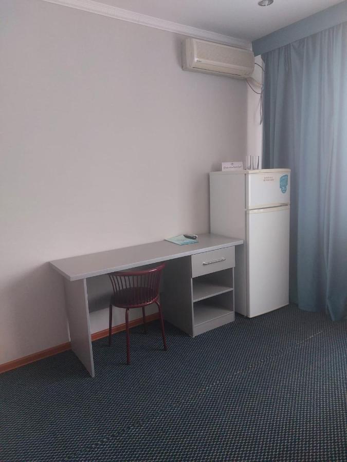 Victoria Hotel Aktau  Bagian luar foto